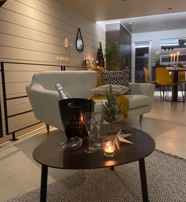 Binche Apartment | Coastal Retreat at escapade_Binchoise with Ocean Views