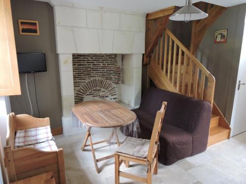 Mareuil-sur-Cher House | Escape to Comfort at Escapade - Family-Friendly Retreat