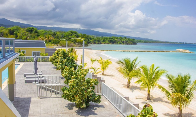 St. Ann's Bay Villa | Unwind at an Oceanfront Villa with Pool & Spa Amenities