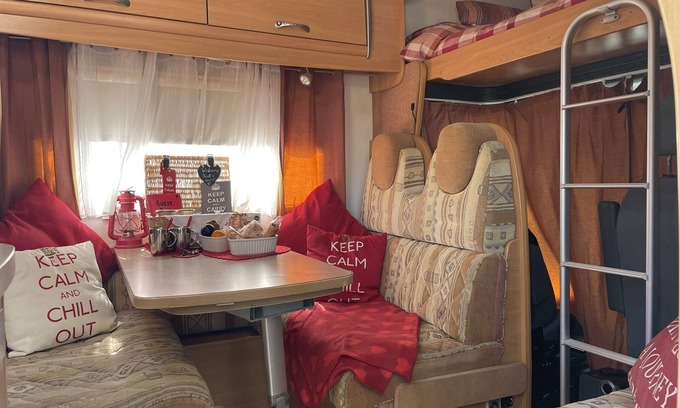 Chichester House | Quick Getaway! Private Motorhome in Scenic AONB