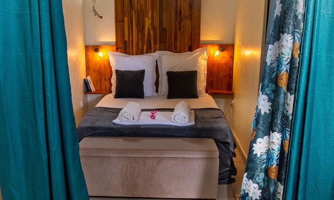 Port-Louis House | Inviting Studio with Ocean View in Downtown Port-Louis