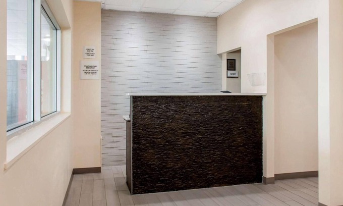 Hershey Hotel | Escape Inn Hershey: Family-Friendly Retreat with Breakfast