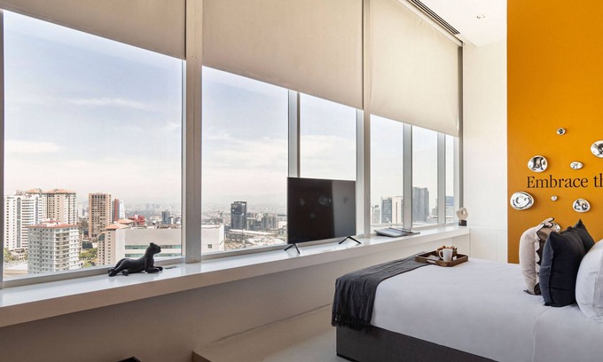 Santa Fe Apartment | Cozy Escape Junior Suite by Kukun with Spa & Breakfast