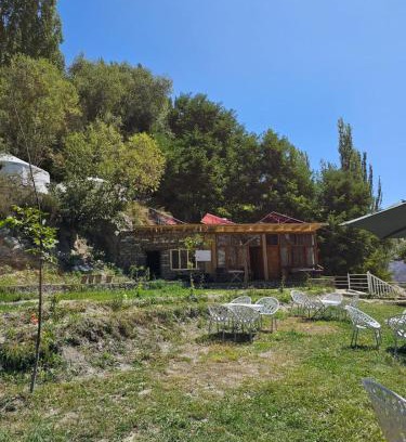 Karimabad Bed & Breakfast | Escape Retreat Hunza