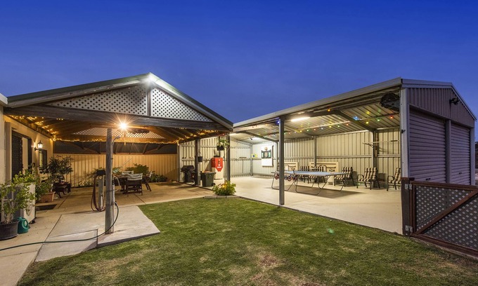 Karakin House | Escape the madness and just disappear - Off The Grid