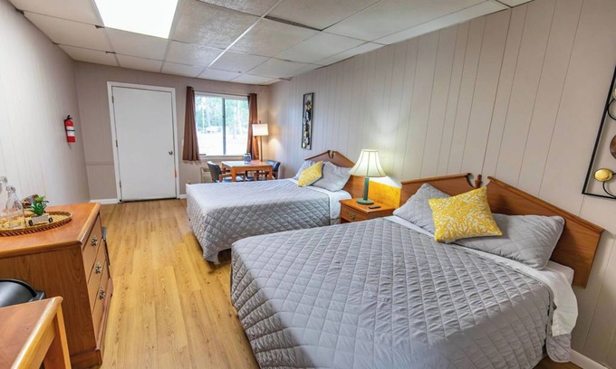 Dry Creek Cabin | Discover Bundick Lake: Your Ideal Cabin Retreat Awaits