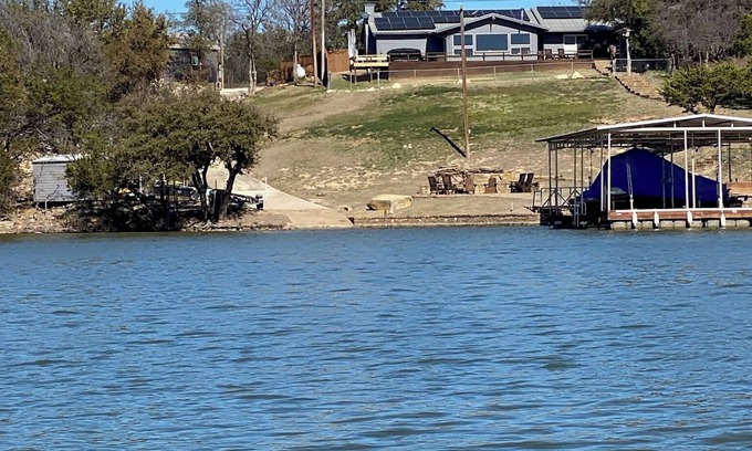 Graham House | Unwind at Possum Kingdom Lake: Hot Tub & Private Boat Ramp