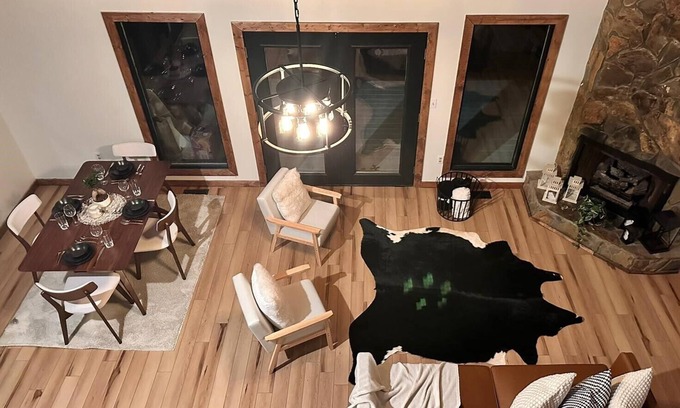 Walnut Mountain Cabin | Experience Bliss at Cabana Dreams - Your Ideal Getaway!