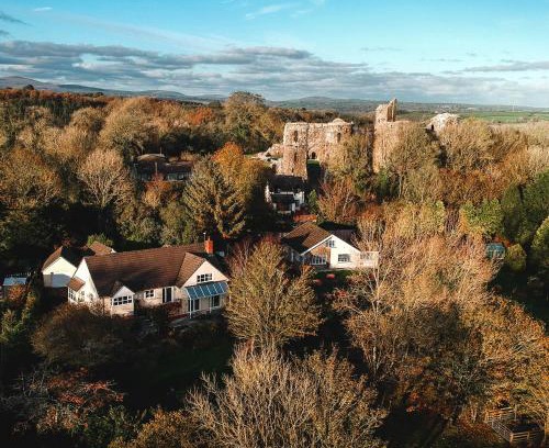 Llawhaden Villa | Escape to Pembrokeshire - Family-Friendly Cottage Retreat