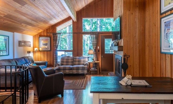 Whitefish Condo | Indulge in Comfort at Ptarmigan Village 77 with Pool & Spa