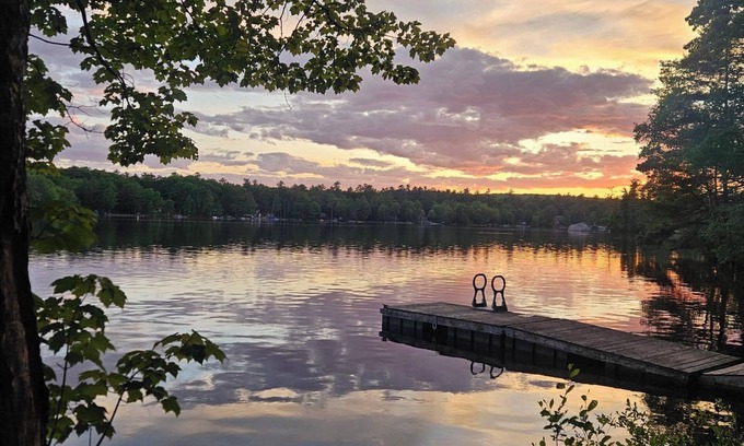Gray Cottage | Discover Tranquility at Little Sebago Lookout by the Lake