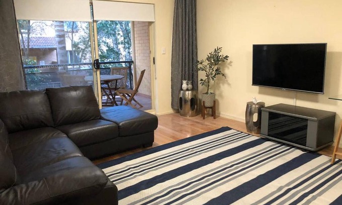 Strathfield Apartment | Discover Strathfield: Ideal Getaway for 8 Guests