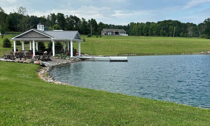 Naples House | Discover the Barn on 40 Acres - A Perfect Rural Getaway!