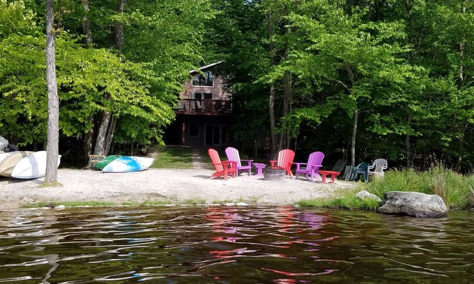 Gouldsboro House | Experience the Poconos: 5 Bedroom Lakefront Retreat