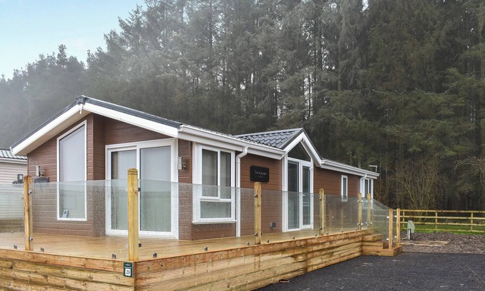 Cockermouth Cottage | Relax at Woodland Lodge: A Pet-Friendly Retreat in Cumbria