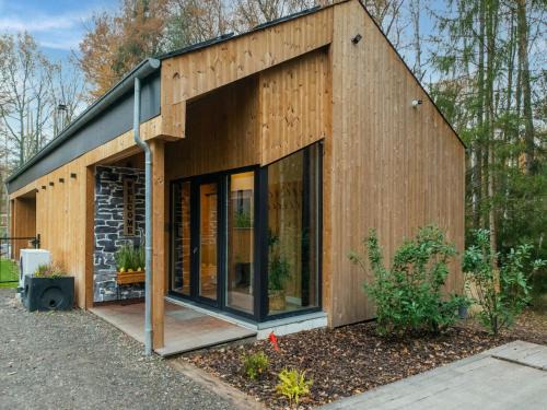 Biron Ski Chalet | Relaxing Chalet in Erezée with Private Sauna & Hot Tub