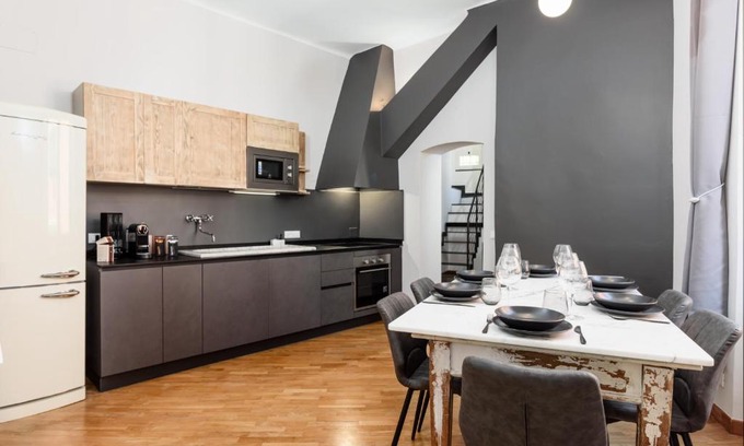San Vincenzo Apartment | Elegant 130 sqm Retreat with Terrace in San Vincenzo