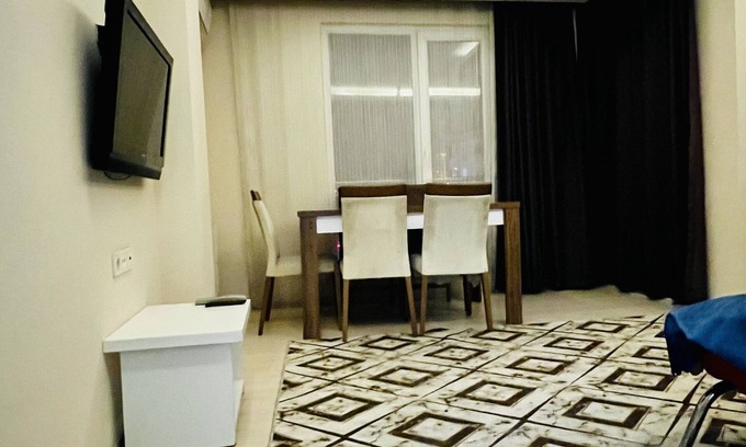Esenyurt House | Family-Friendly Getaway at Esenyurt Meydanda Hotel