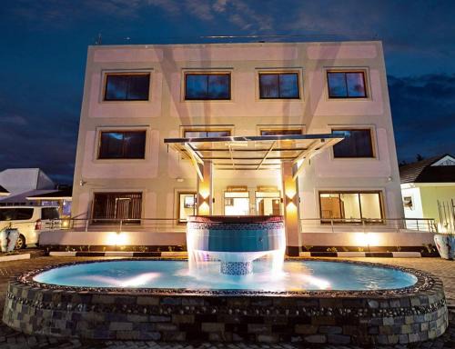 Nanyuki Hotel | Elegant Stay at Esiankiki Nanyuki with Pool & Restaurant