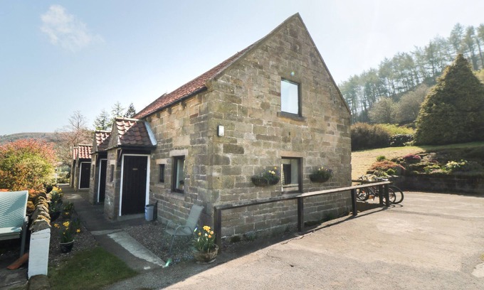 Great Fryup Dale Cottage | Pet-Friendly Eskdale Cottage in Scenic Glaisdale