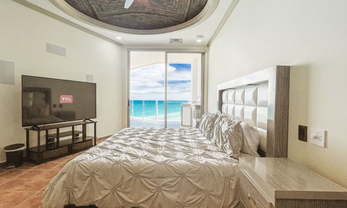 La Choya Condo | Esmeralda Beach Resort: Ocean View Condo with Spa Amenities