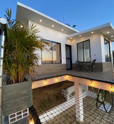 San Gil Other | Esmeralda Deluxe: 5-Star Comfort with Pet-Friendly Amenities
