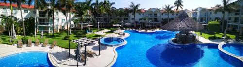 Puerto Marques Apartment | Discover Esmeralda: A Family-Friendly Oceanfront Retreat