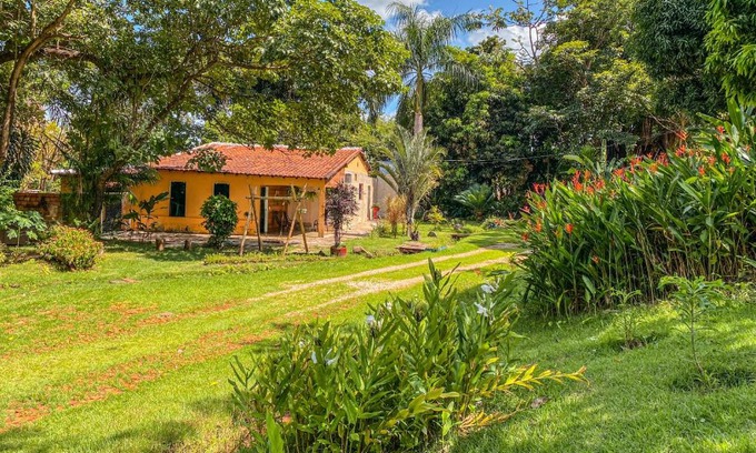 Barra do Garcas House | Inviting Espaço Monjolo: Pet-Friendly & Family Comfort