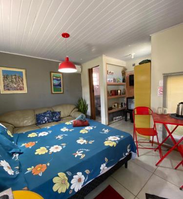 Santana do Livramento House | Cozy Private Space Ideal for Families and Pet Lovers