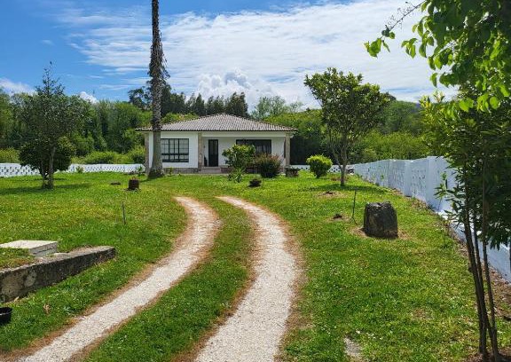 Porto de Espasante House | Beachfront Espasante Resort: Guests Love Our Ocean Views!