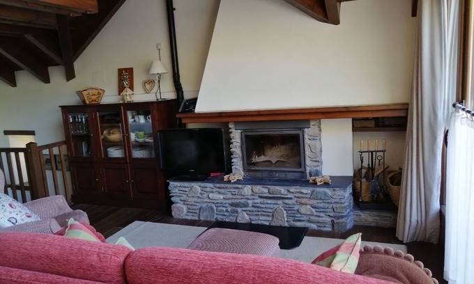 Isil Apartment | Exceptional Isil Duplex with Lake View and Family-Friendly Amenities
