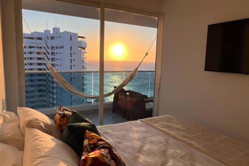 El Rodadero Apartment | Exclusive Oceanfront Apartment with Pool and Child-Friendly Amenities