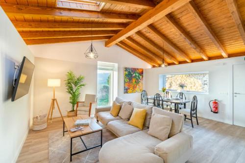 Uterga House | Cozy Apartment Just 10 Minutes from Pamplona - Rated 9.9/10