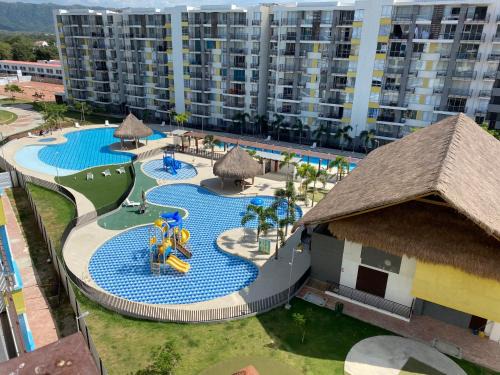 Ricaurte Apartment | Exclusive VIP Apartment with Pool & Hot Tub in Ricaurte