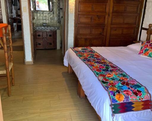 Agua Fria Apartment | Cozy Room in Central Valle - Rated 8.7/10 & Family-Friendly