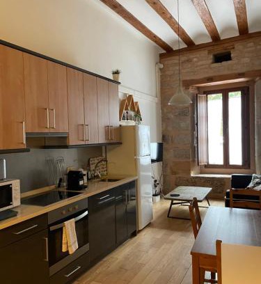 Molina de Aragon Apartment | Modern Studio in Historic Casa de Correos - Pet Friendly