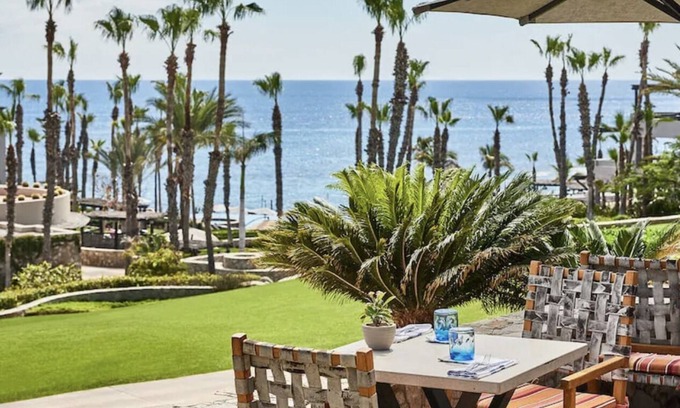 Los Cabos Villa | Experience the Magic of Esperanza Resort This Christmas!