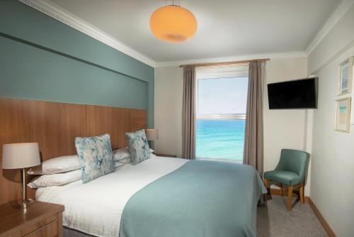 Newquay Hotel | Pet-Friendly Esplanade Hotel with Ocean View & Pool