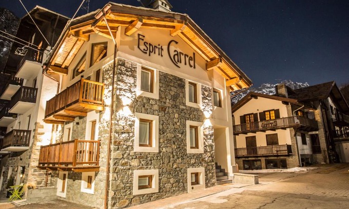 Paquier Apartment | Esprit Carrel: Family-Friendly Stay with 9.4/10 Rating