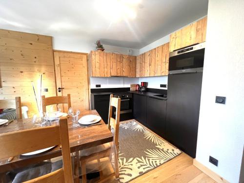 Aime Apartment | Esprit chalet côté pistes Le Snoroc C36