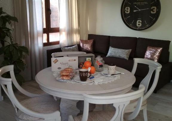 Distrito Llano Apartment | Espronceda 22 with Private Terrace & Family-Friendly Vibe