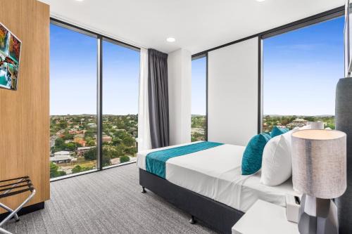 Taringa Apartment | Elegant Essence Suites Taringa - 5-Star Comfort Awaits