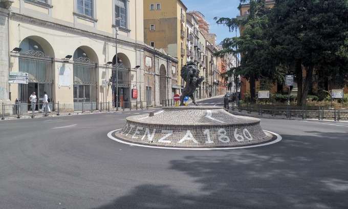 Potenza House | Discover Essential House: Family-Friendly Stay in Centro Città
