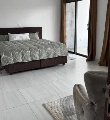 Lome Apartment | ESSOWASIM & Bernd