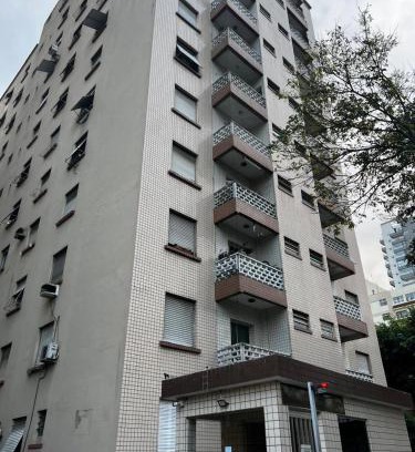 Embare Apartment | Cozy Studio in Santos Near Embaré Beach - Pet Friendly Stay