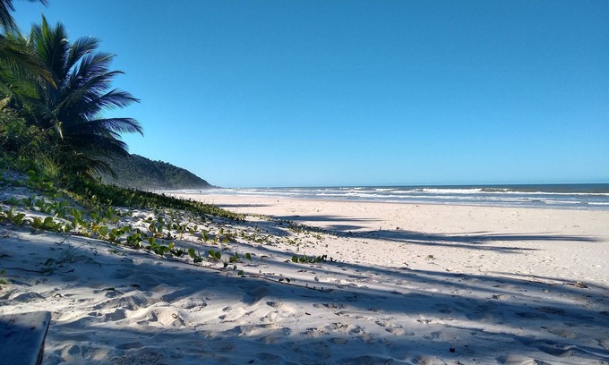 Itacare House | Beachfront Studio with Hot Tub & Family-Friendly Amenities