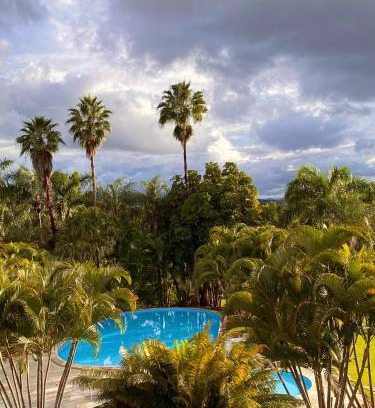 Pirenopolis Hotel | Relaxing Getaway at Estalagem Alter Real: Oceanfront Oasis