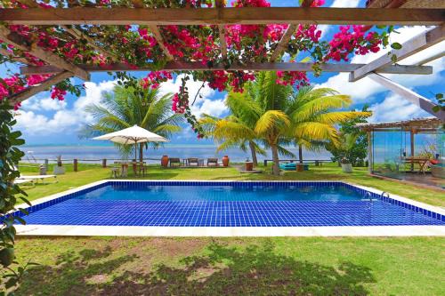 Japaratinga House | Oceanfront Escape at Estalagem Caiuia - 4-Star Comfort