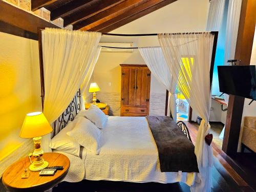 Monte Verde Hotel | Pet-Friendly Estalagem Wiesbaden with Oceanfront Pool & Spa