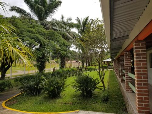Siguatepeque Hotel | Relax at Estancia del Bosque Forest Guest House Retreat